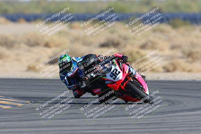 media/Mar-23-2025-CVMA (Sun) [[674f32b282]]/Race 17-Formula Middleweight (HOLESHOT)/